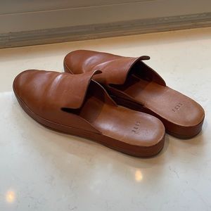 FEIT brown leather sandals size 8.5